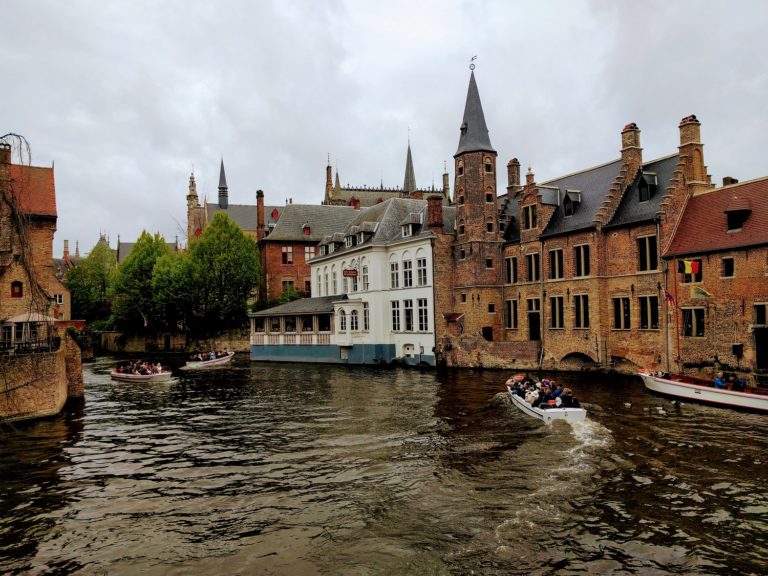 Bruges Vegan Guide: Where to Eat, Sleep, & Explore