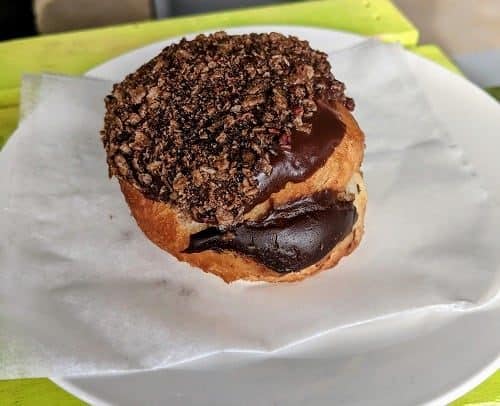 Rolais vegan donuts