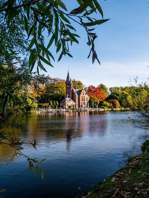 Bruges-Lake-Minnewater