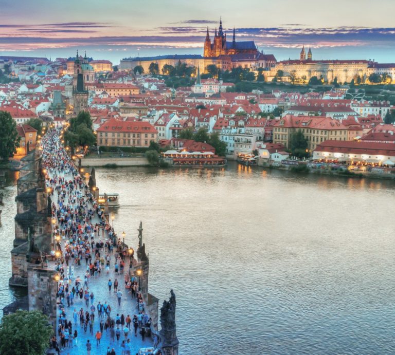 Ultimate Prague Vegan Guide: Where to Eat & Explore