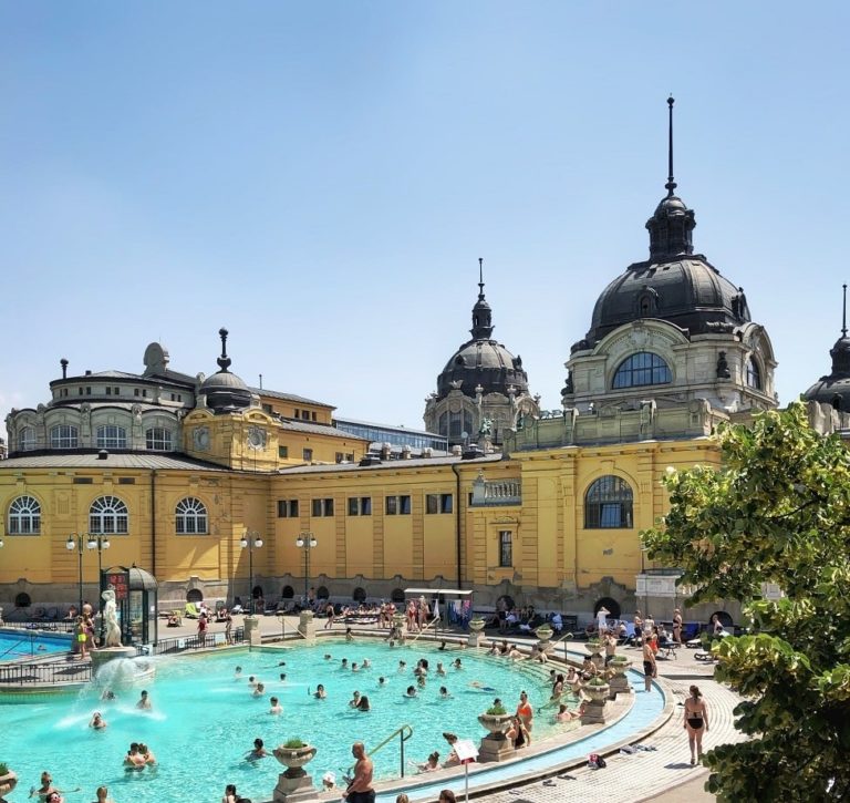 Visiting Baths in Budapest: Tips for First-Timers
