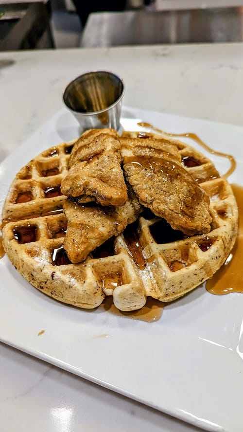 Chick'n and waffles vegan brunch Cooking with Q Detroit