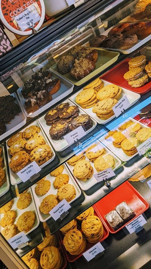 lineup of vegan cookies at sticky fingers in washington dc