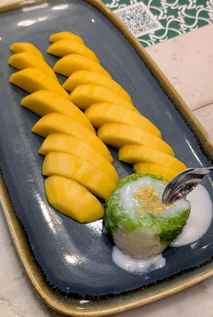 mango sticky rice at Baan Ying Plant-Based in bangkok