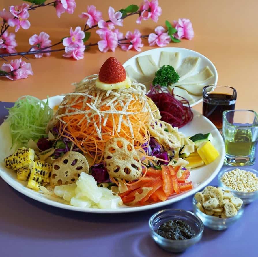 colorful vegan salad with lotus root from sufood in singapore